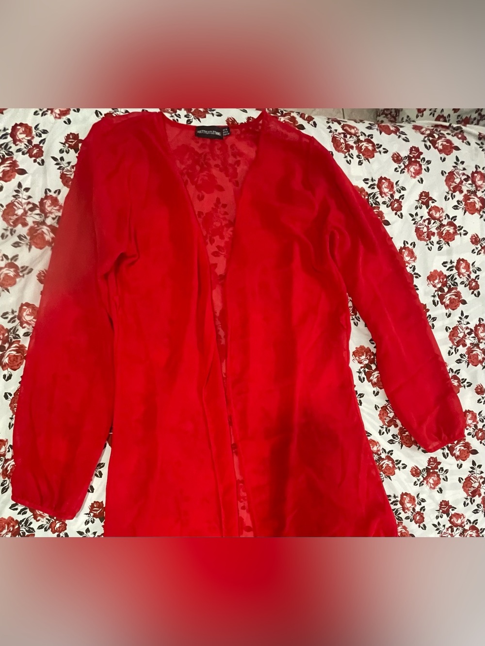 PrettyLittleThing Red Lace-Trim Long Robe - Picture 4 of 6